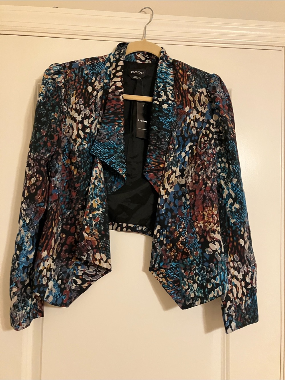 Brand New bebe Blue Multi-Print Open Front Jacket Size Small